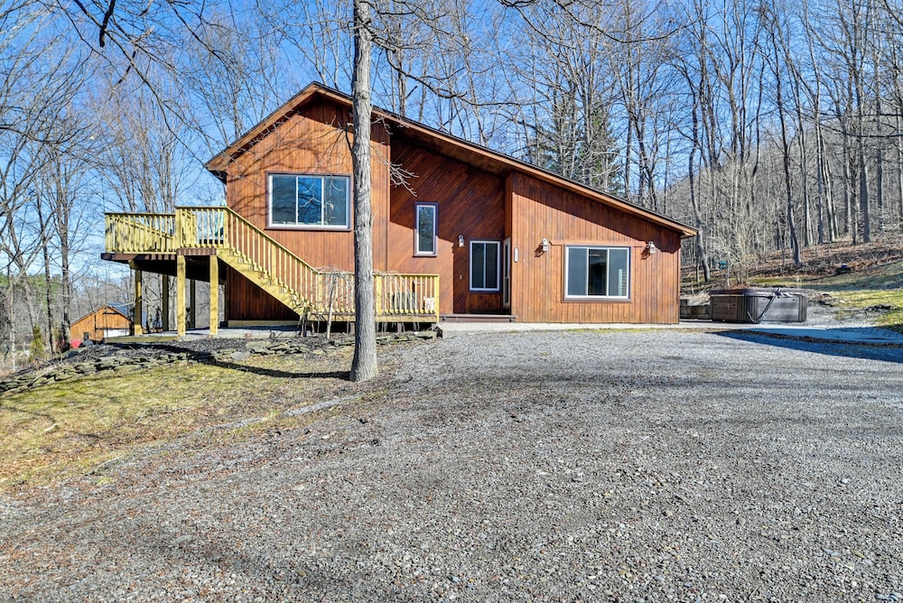 The Toasted Marshmallow Ski & Lake Retreat