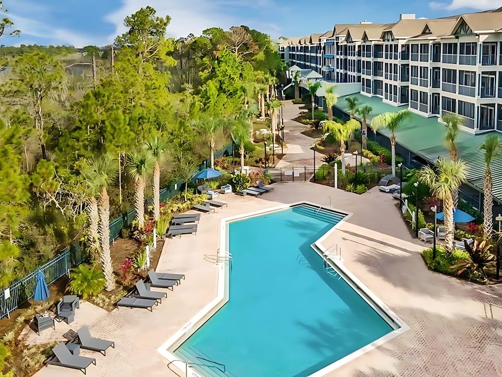 Modern 2BR Condo w Private Patio7 min to Disney