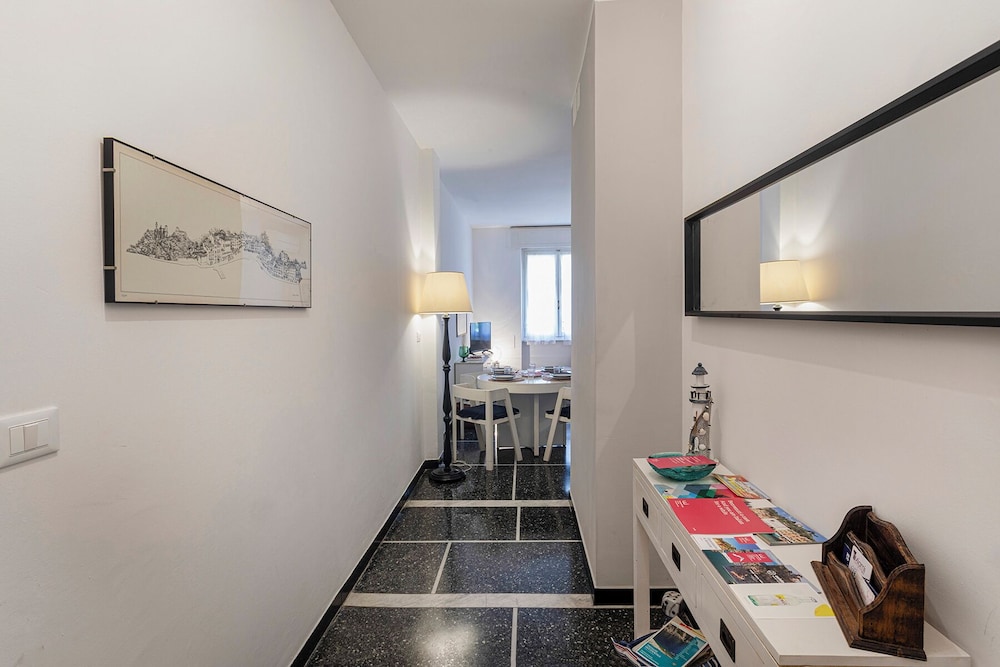 S. Margherita Harbour Apartment by Wonderful Italy