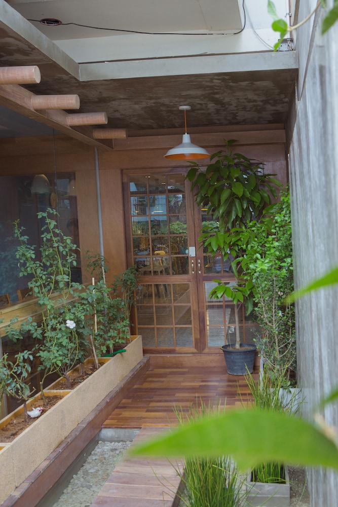 Baan Mek Hostel