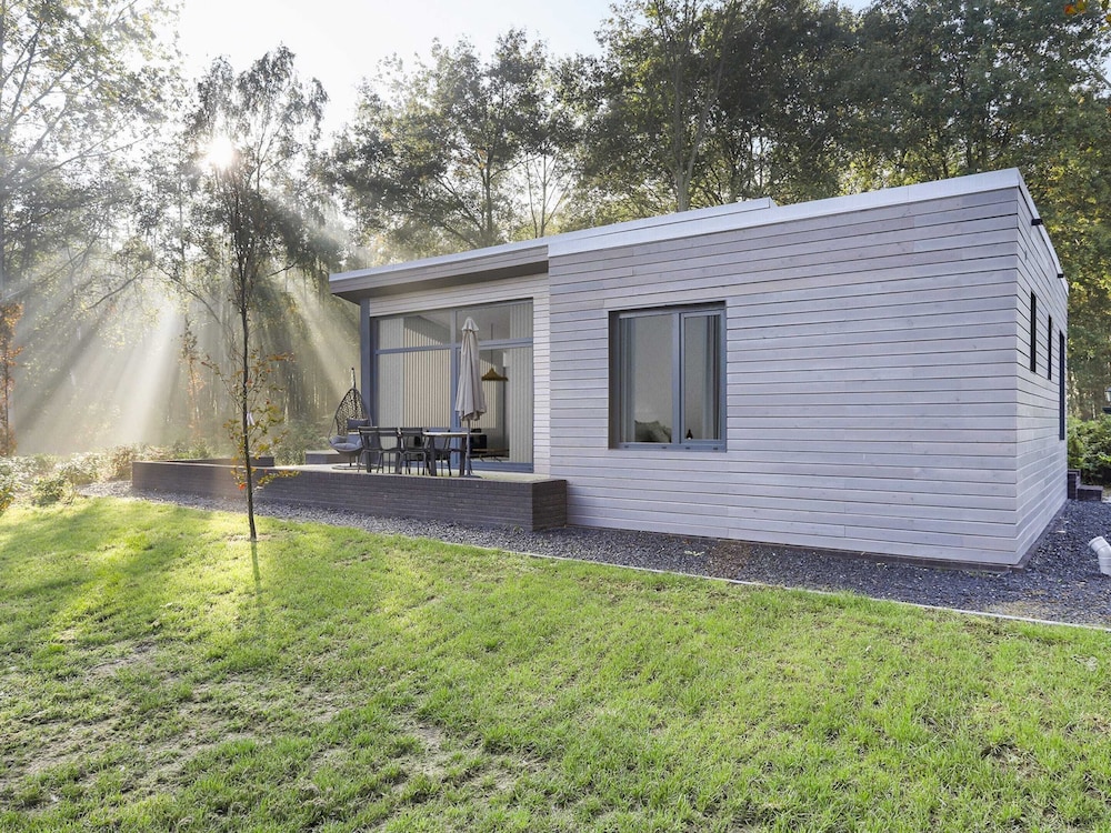 Getaway With Covered Veranda