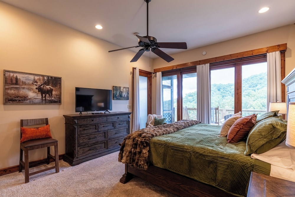 Luxury Mountain Cabin Amazing Look out Views