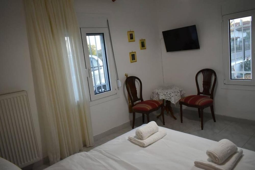 Avli Guesthouse