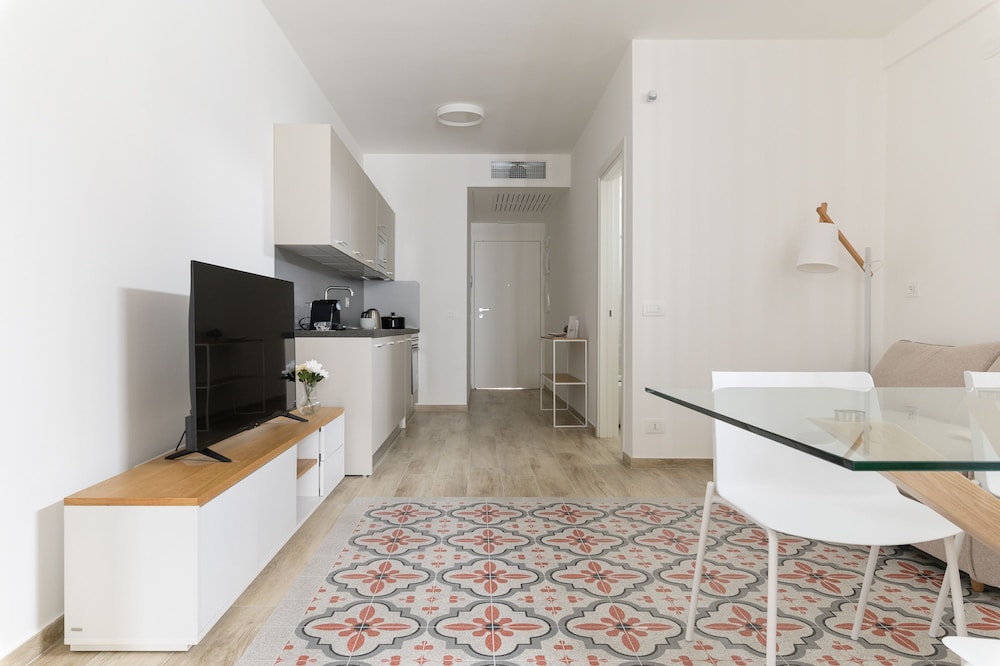 Palazzo Murat - One-bedroom Apartment With Balcony by Wonderful Italy