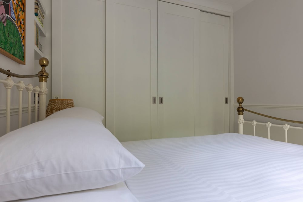 Lyme Terrace by Onefinestay