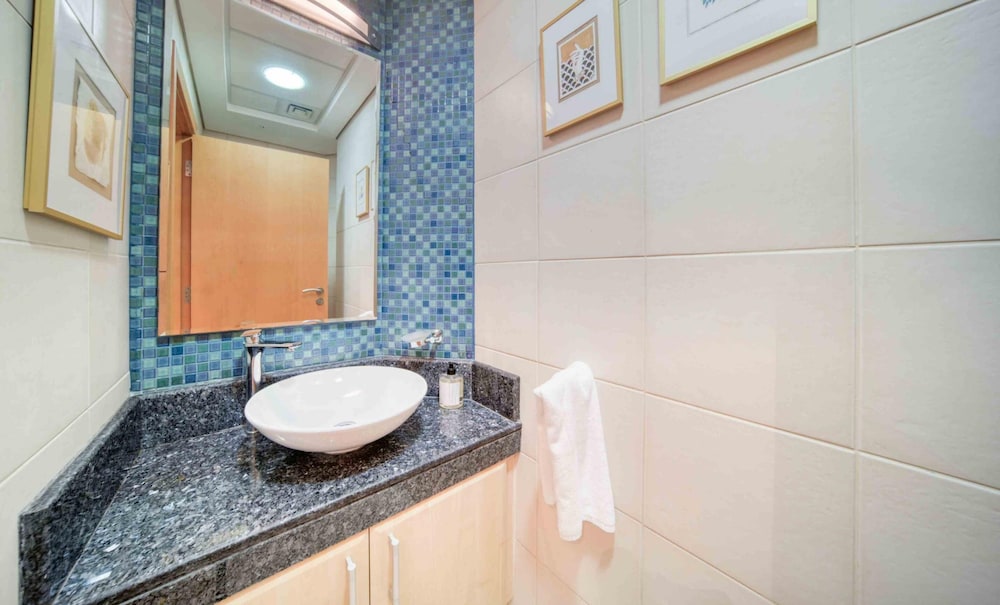 Chic Beachside 3BR Living at the Palm