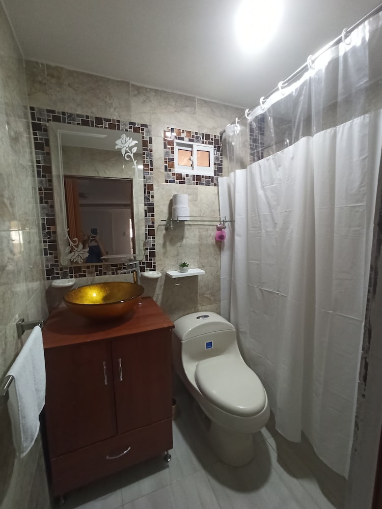 HOSTAL CASA DE LAS AMERICAS
