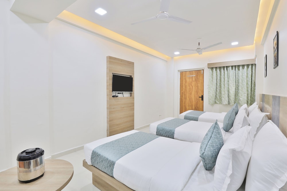 Hotel SR Radhey