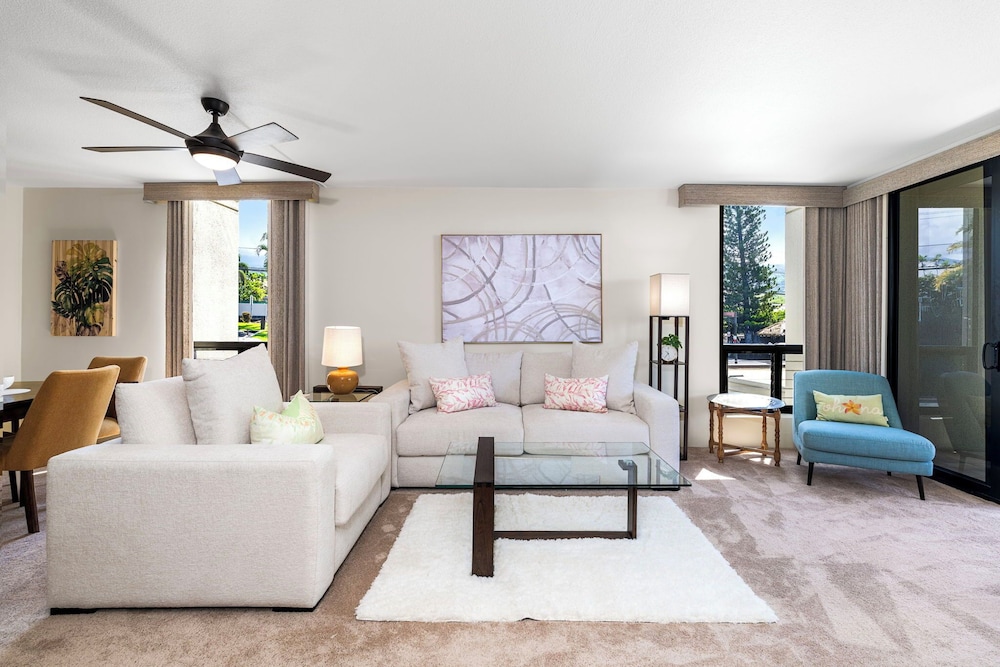 Oceanfront Island Living - Beautiful Kona Condo for Extended Stays - Vrkcv