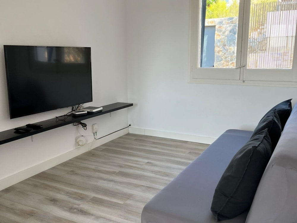 Villa Independiente con Piscina y Vistas