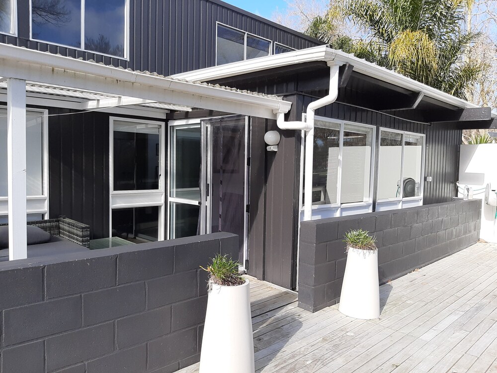 A bit of New York in Whanganui HOME STAY