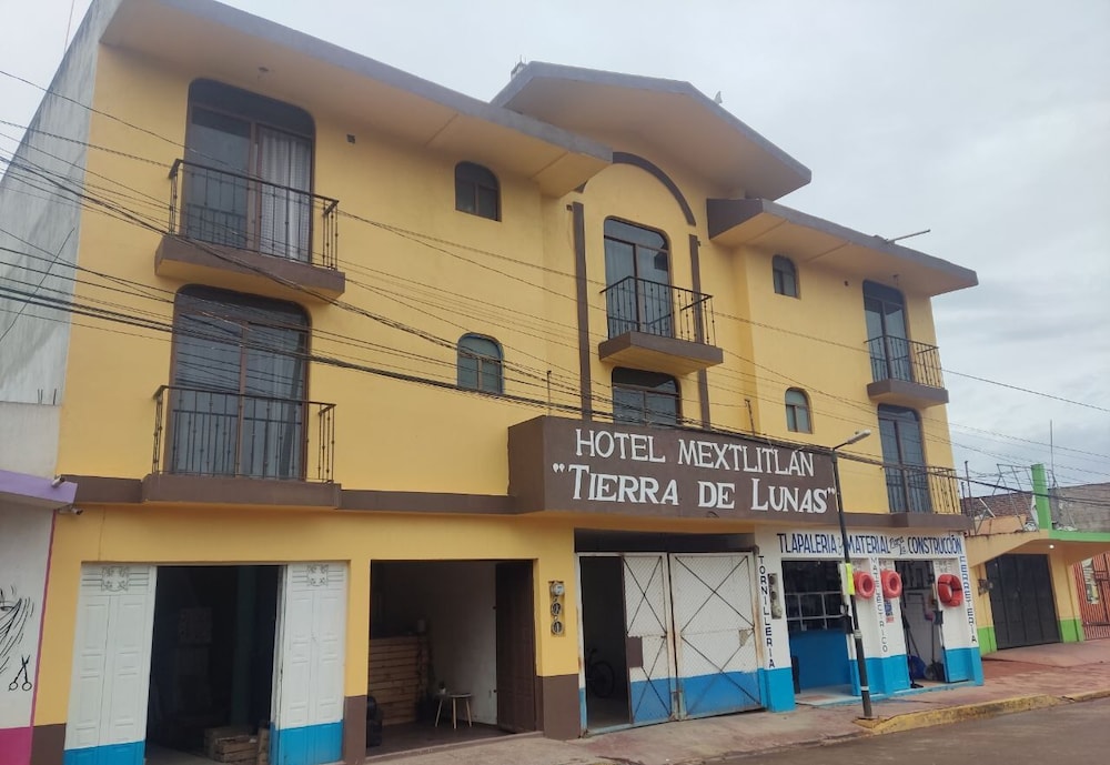 Hotel Mextlitlán Tierra de Lunas - Image 1
