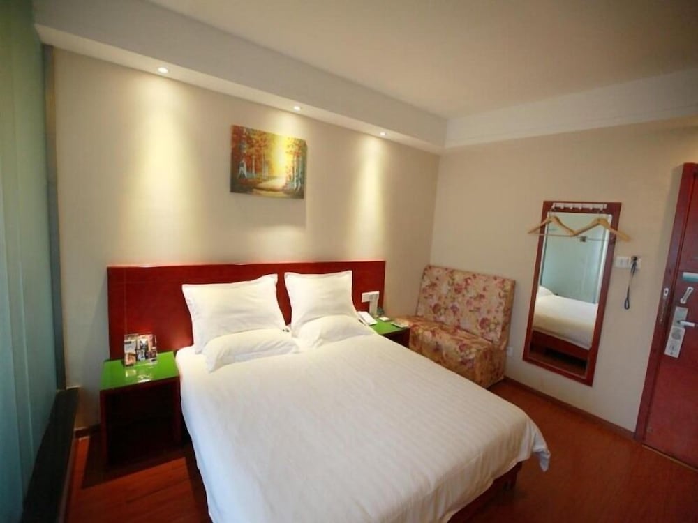 GreenTree Alliance Hefei Baohe District Nanqi Commercial Building Hotel