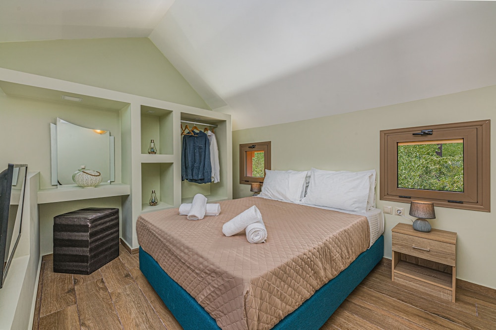 Kozanos Suites with Private Pool photo 4