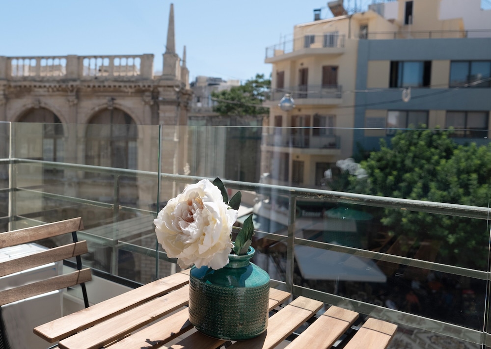 Photo 13 sur 24 de Heraklion's Heart