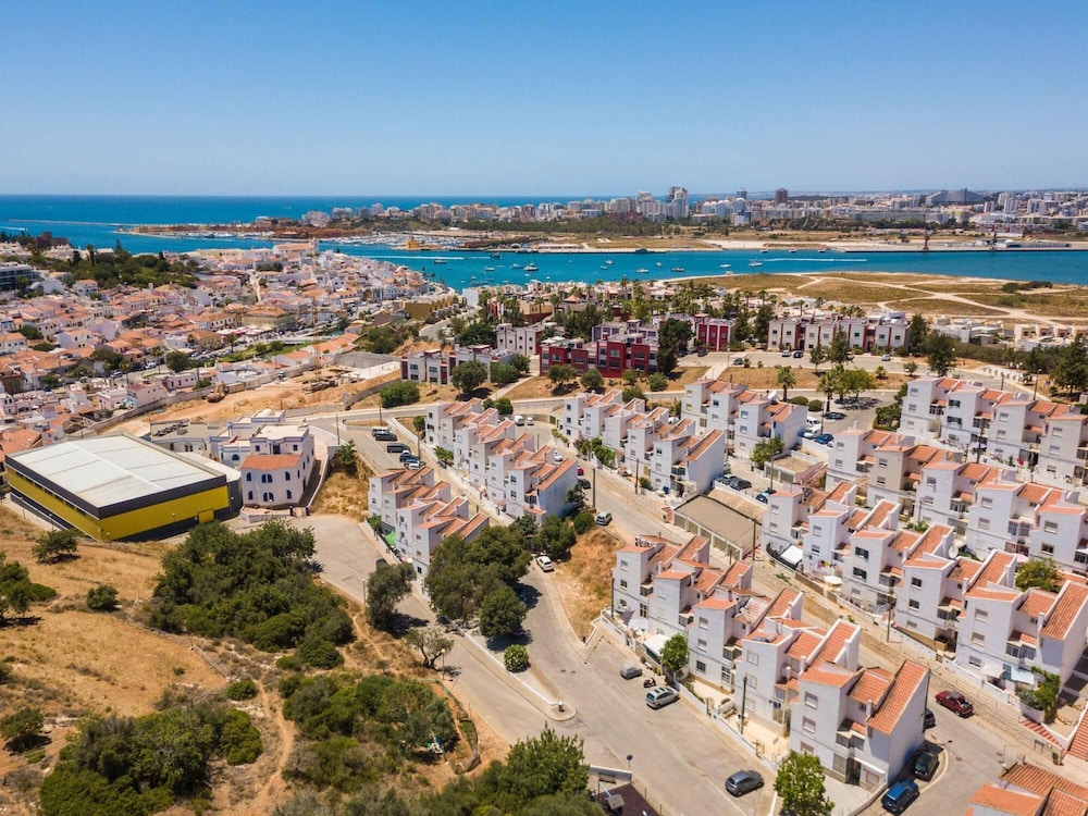 Casa Almar by Portucasa view 2