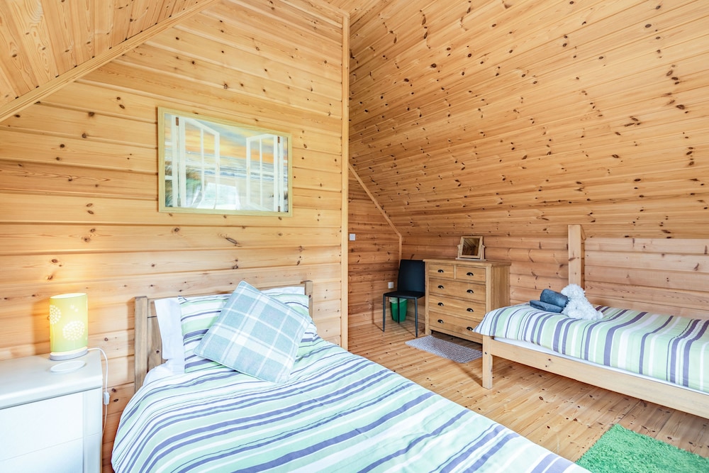 Robin Lodge