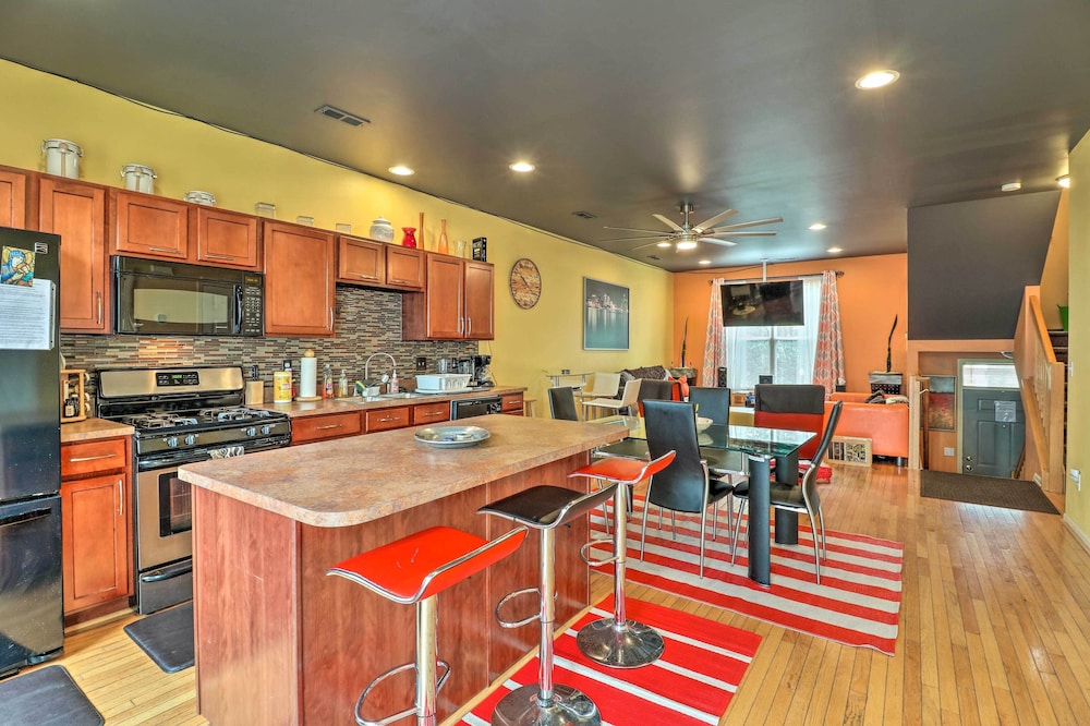 Urban Escape w/ Patio - 2 Mi to Downtown Detroit!