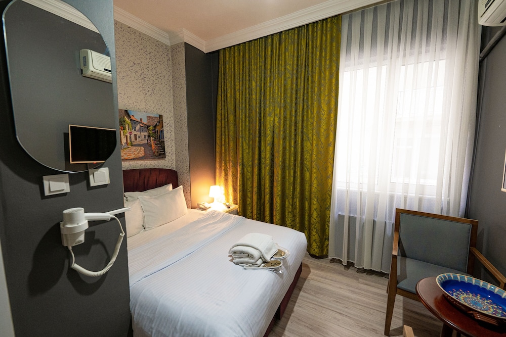Evin Suit Otel - Image 8