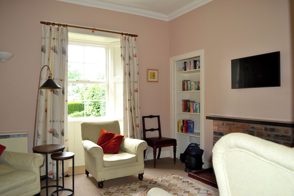 Cardross Estate Holiday Cottages