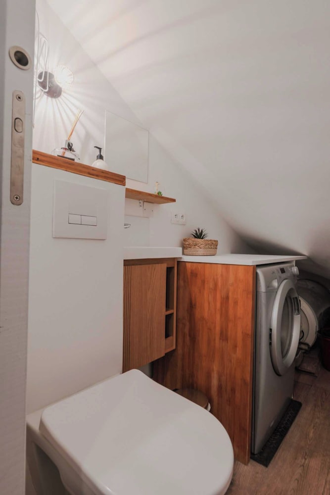 Comfortable Duplex in the Heart of Paris!