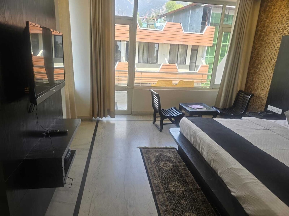 Kamal Residency By Memory Stays