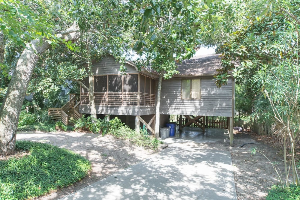Charleston Vacations - W Cooper 306 3 Bedroom Holiday Home By My Ocean Rentals - Property Image 1
