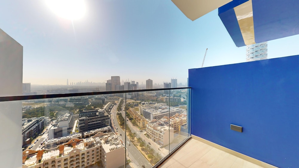Primestay - 2BR in Binghatti Crest - JVC