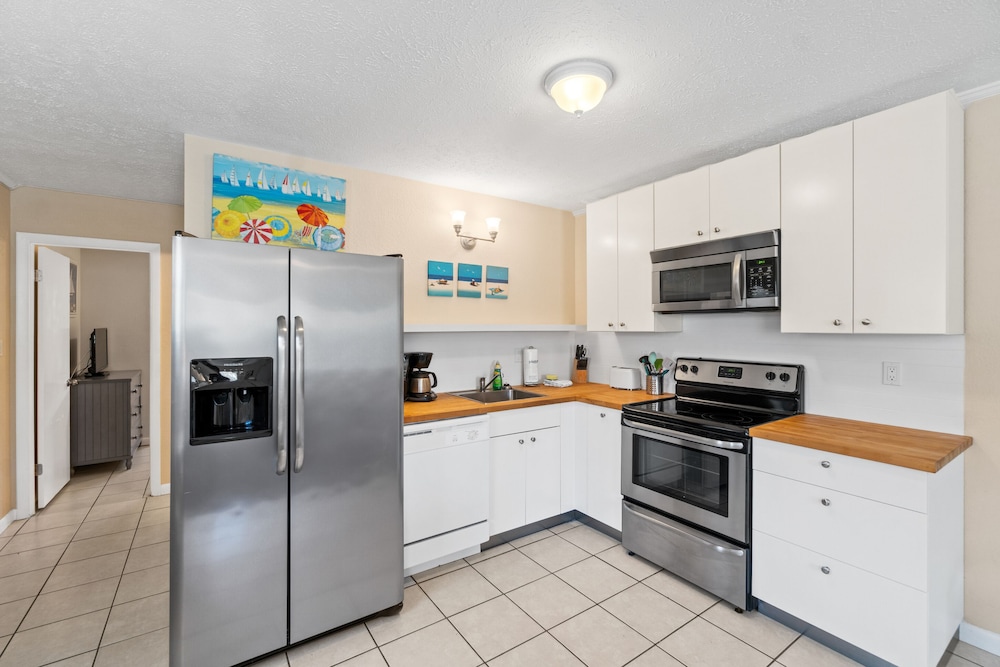 Adorable Beach Cottages in Panama City Beach by Panhandle Getaways