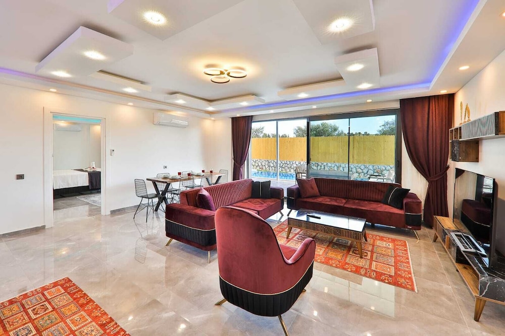 Exclusive Sheltered Villas