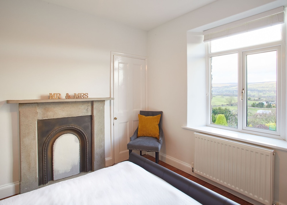 Penhill House view 3