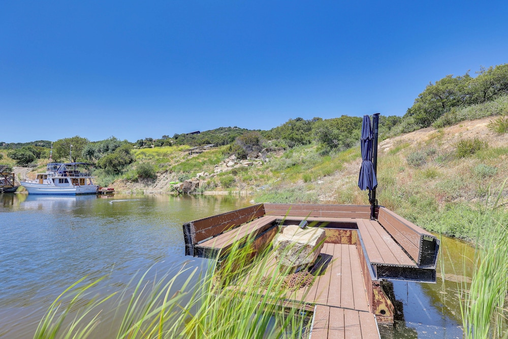Mystical Mongolian Yurt in Fallbrook w/ Views!