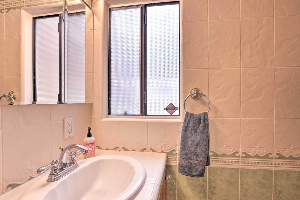 Pismo Beach Condo < Walk to Beach & Wineries! view 2
