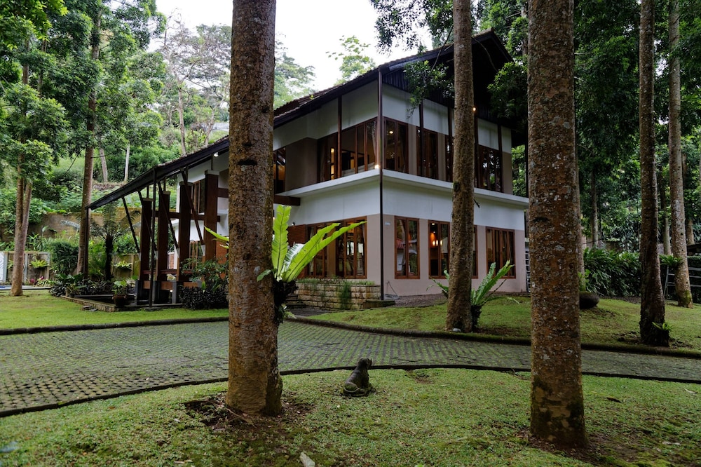 Plataran Puncak Residences