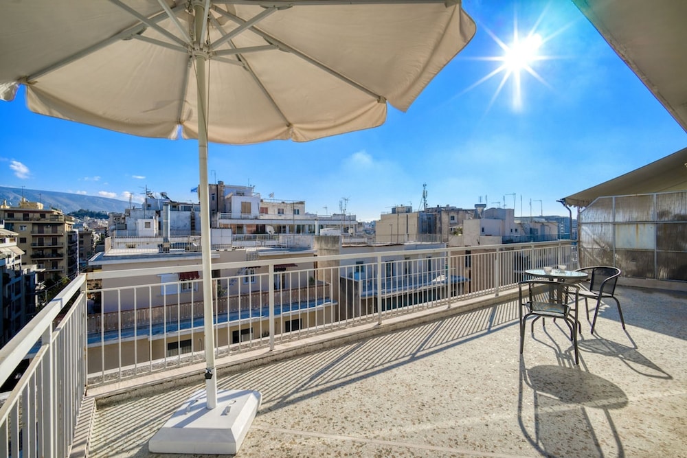Sunny Penthouse in Koukaki - Next to Acropolis