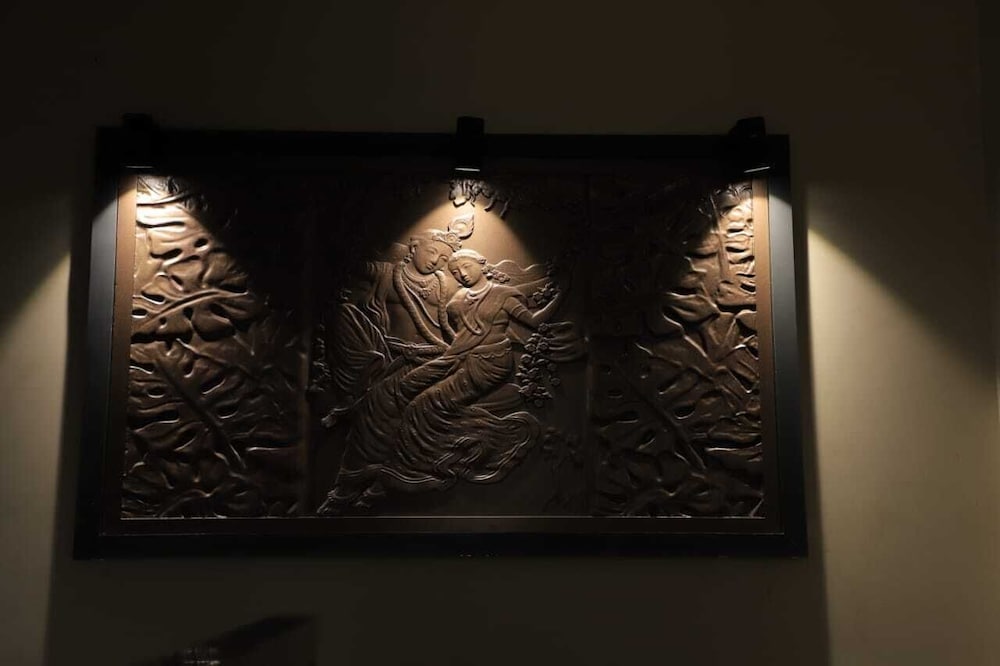 The Taj Mughal Courtyard Homestay