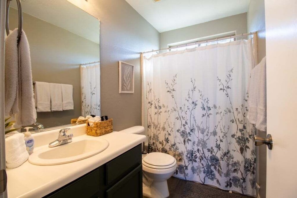 Casa Aria 4br Home & Heated Pool 4 Bedroom Home