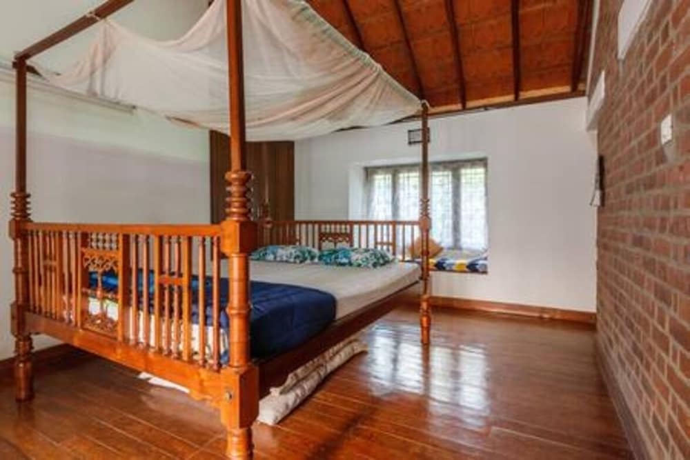 Kerala Style Villa by Stayjade