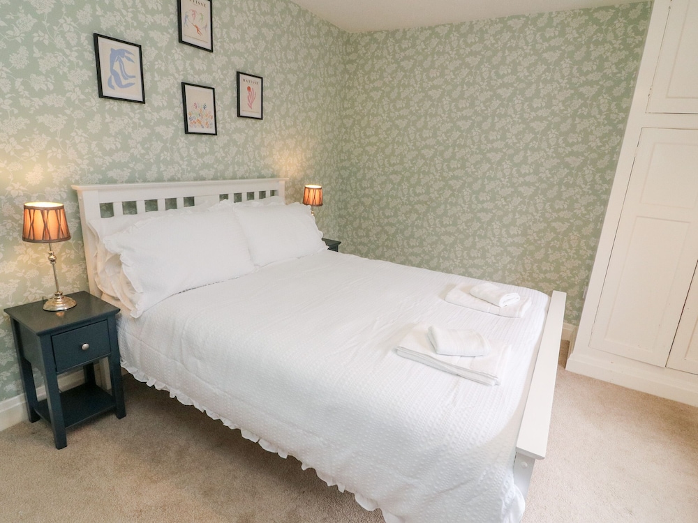 Joyces Cottage, 2 Brown Hill