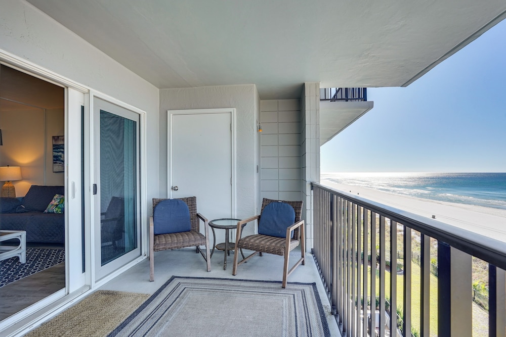 Oceanfront PCB Condo: Steps to Private Beach!