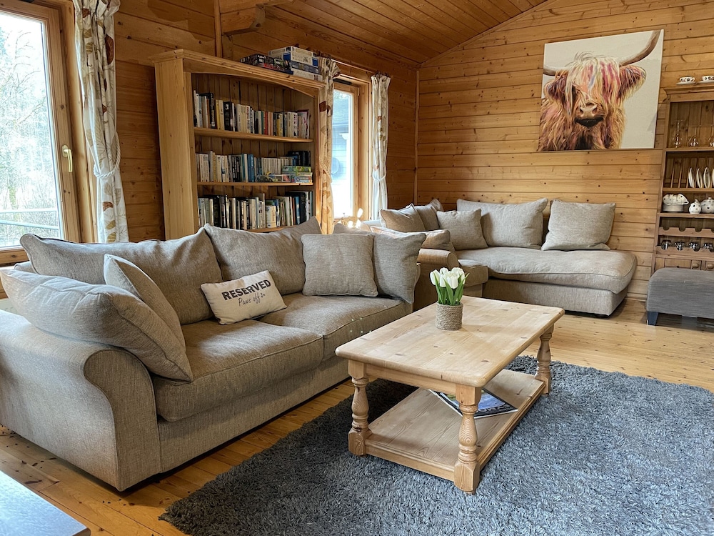 Valley Lodge