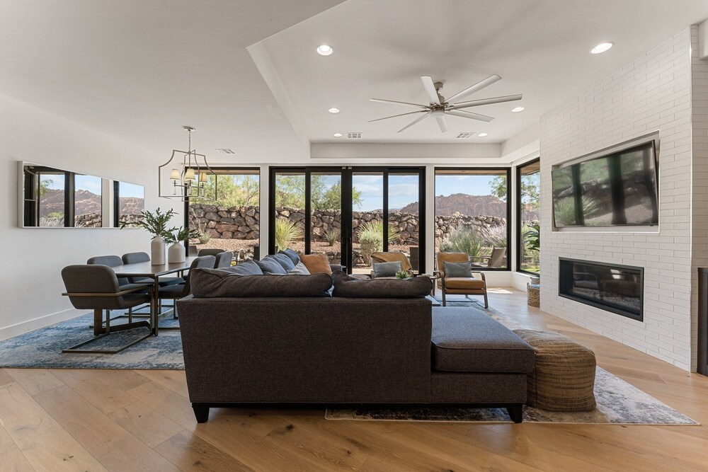 The Yucca Flower #11 3 Bedroom Home
