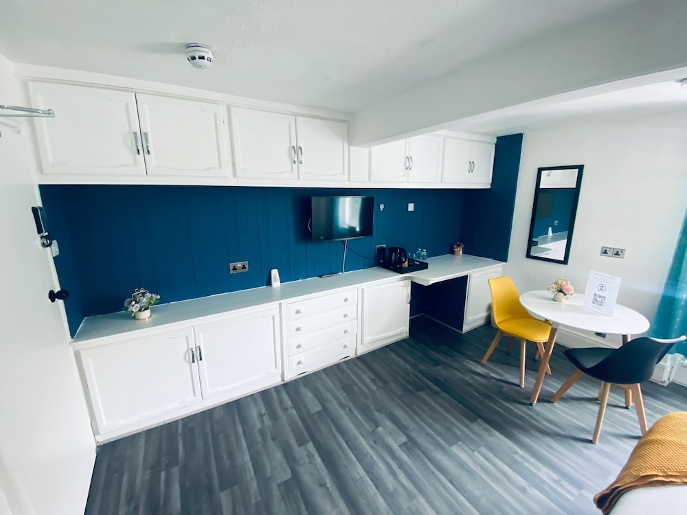 Avalon Guest House