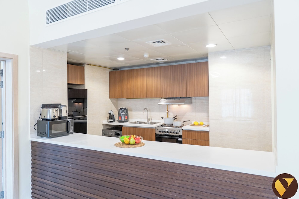 Spacious Pulse Smart Residence JVC
