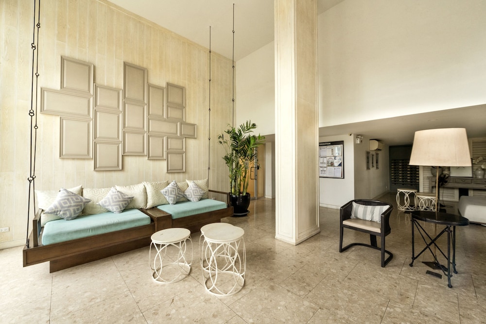 First Choice Suites by the Sea