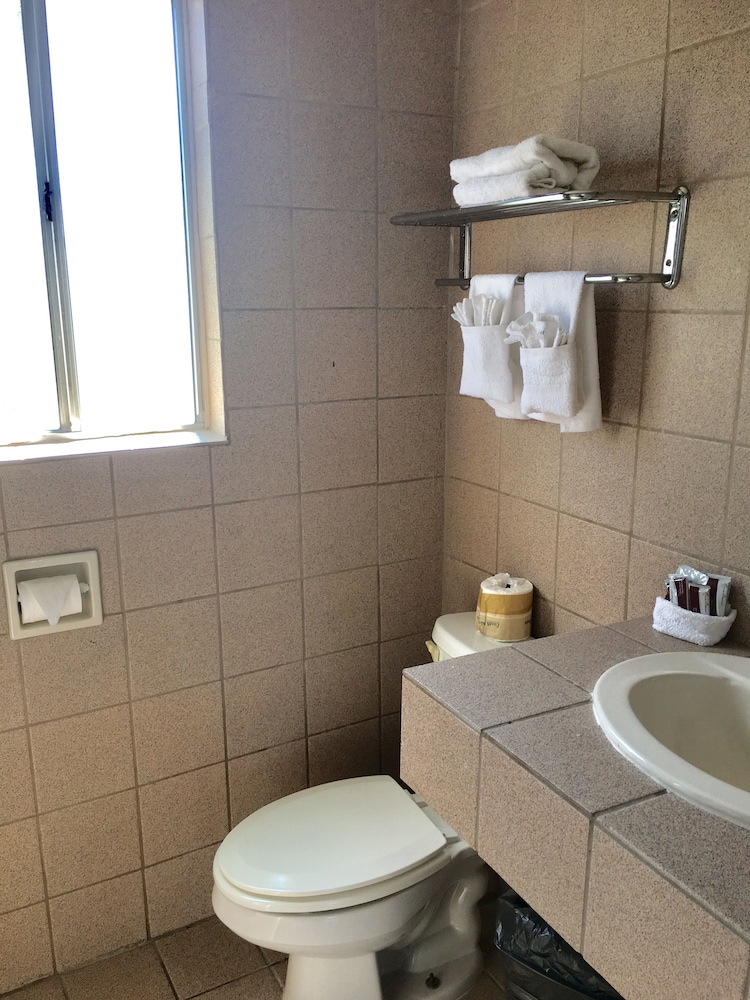 Motel 6 Richmond, CA – Civic Center