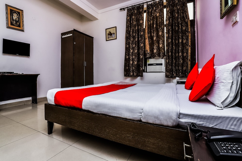 OYO 457 Hotel Mittal Residency