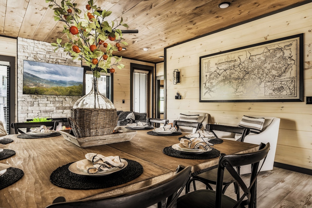 Star Gazer Luxury Rooftop Cabin