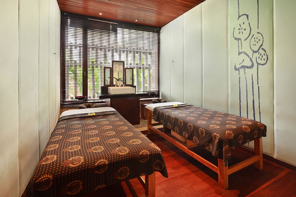 The Elysian Boutique Villa Hotel 24