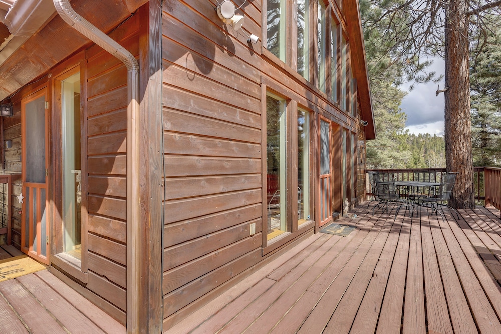 2 Min to Hiking: Cabin w/ Deck in Angel Fire